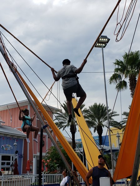 SUPER BUNGEE photo 6