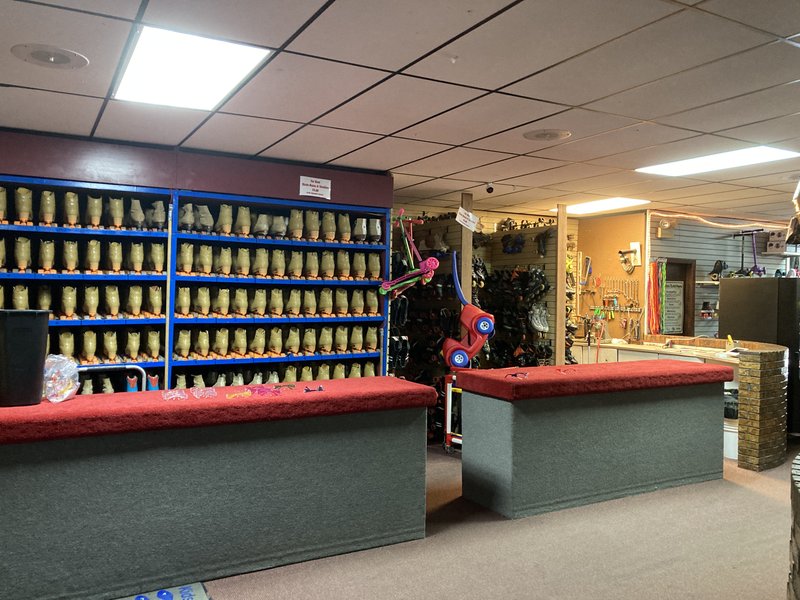 Skateland Family Fun Center photo 4