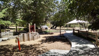 Oak Glen School Museum photo 4