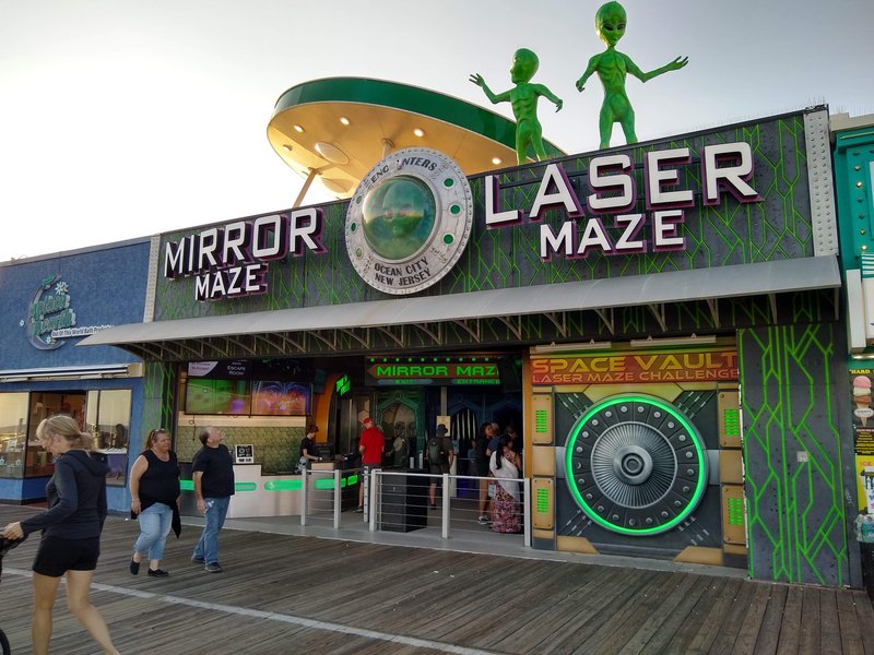 Mirror Laser Maze