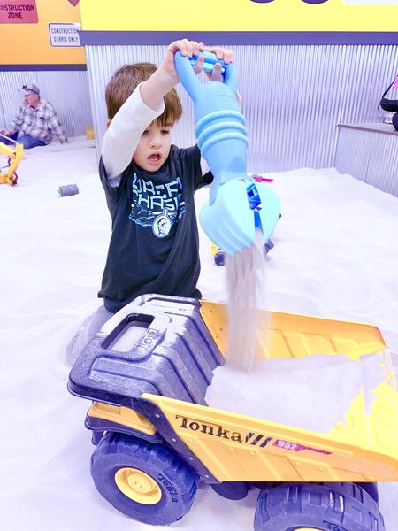 Little Diggers photo 5