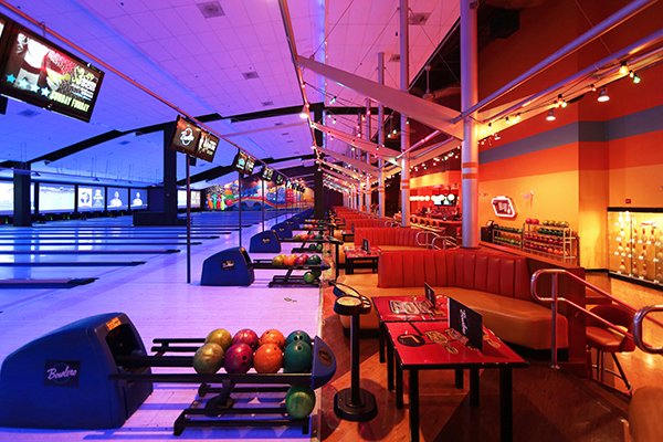 Bowlero Doral photo 3