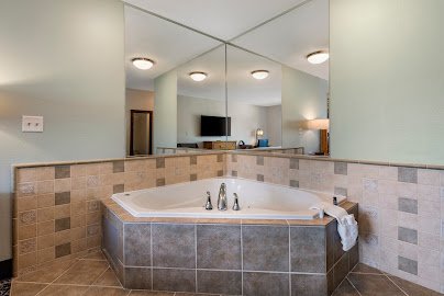 Three Bears Waterpark Resort & Convention Center, Ascend Collection Near Tomah, WI photo 5