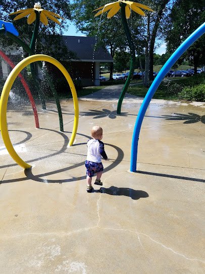 Mundelein Park District Spray Park photo 2