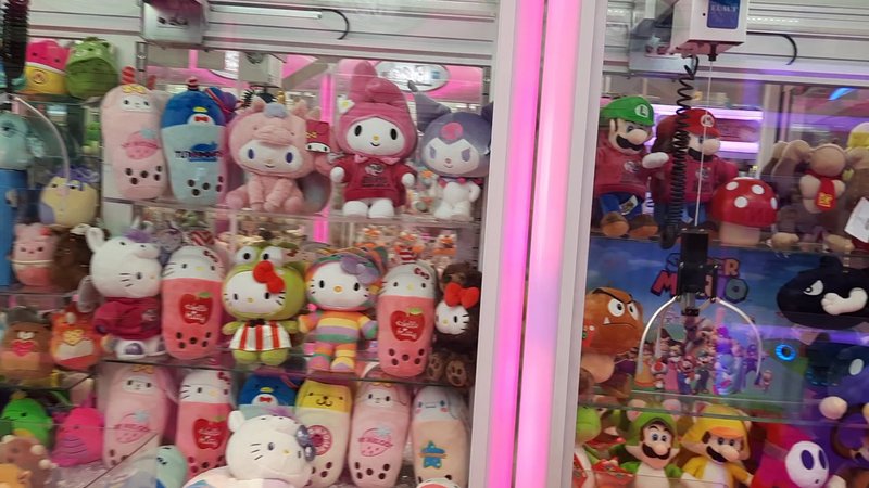Zelky's Beach Arcade at Tanger Bayside photo 2
