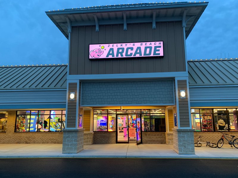 Zelky's Beach Arcade at Tanger Bayside photo 3
