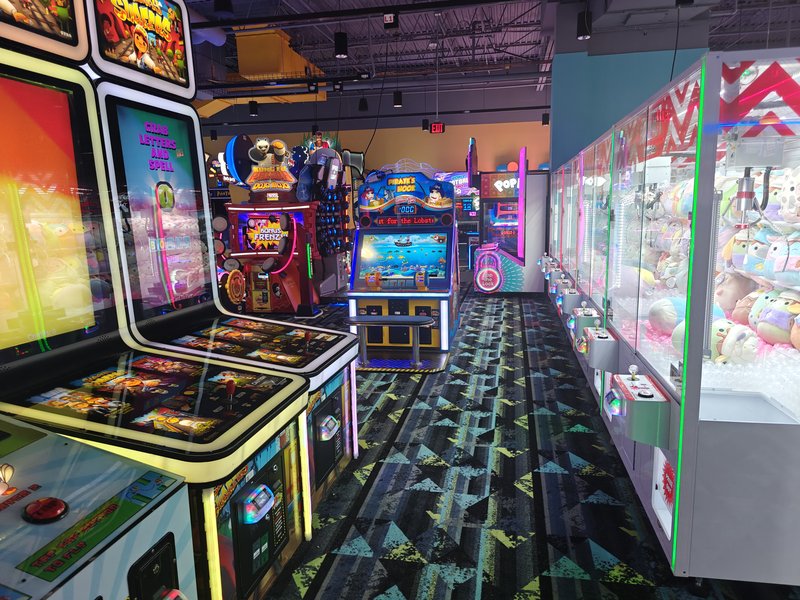 Round1 Bowling & Arcade Elizabeth - The Mills at Jersey Gardens