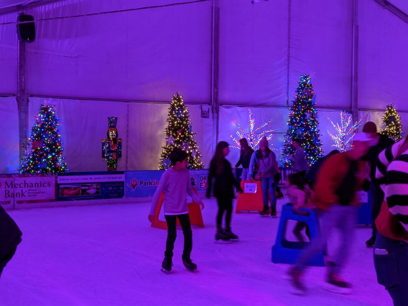 Walnut Creek on Ice photo 4