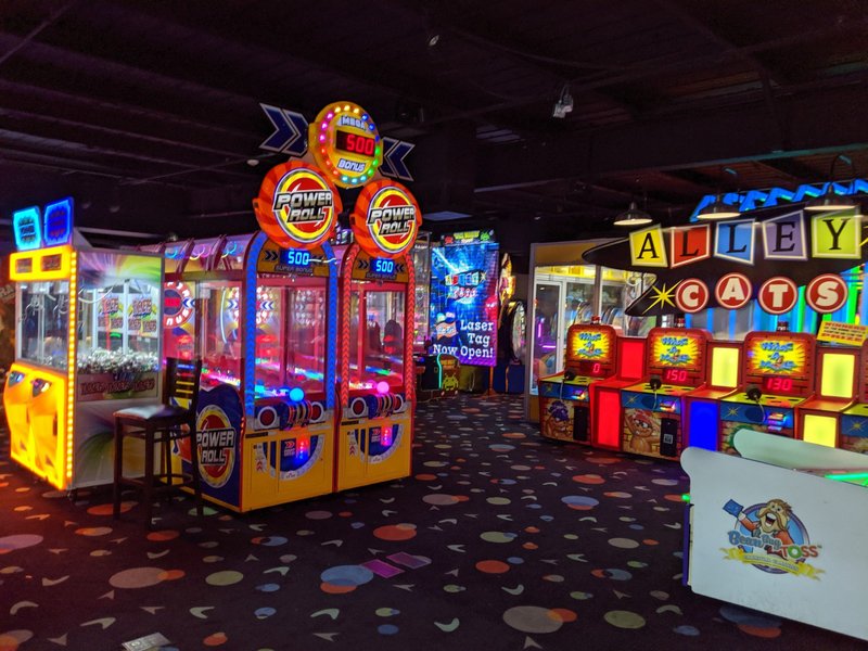 Alley Cats Entertainment and Putt-Putt Golf Center