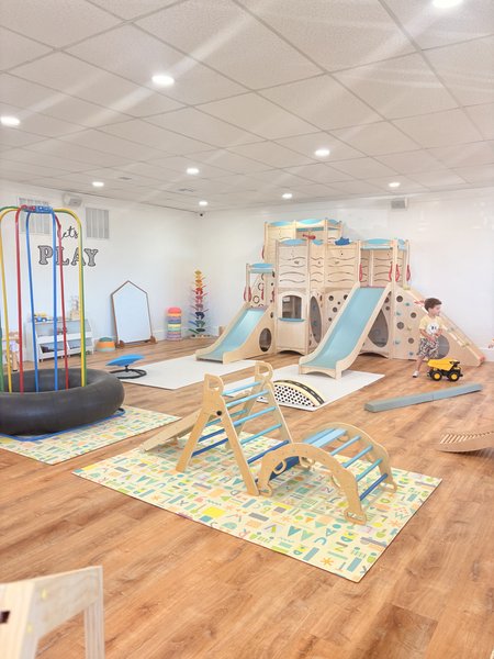 Cafe & Play