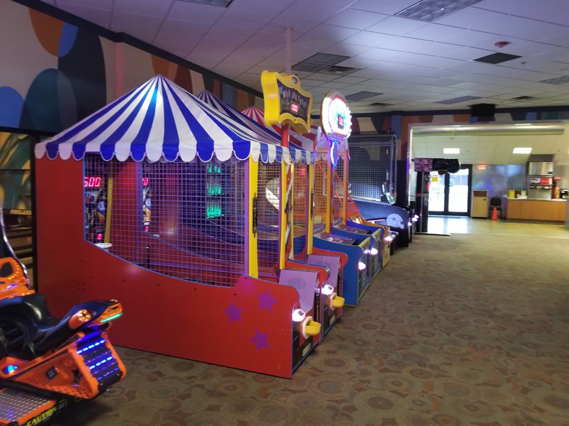 FireLake Bowling Center photo 6