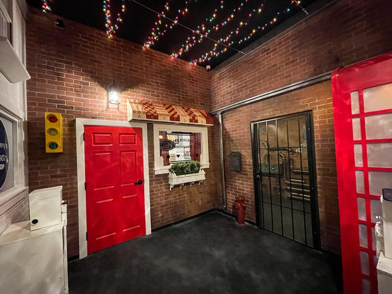 Red Door Escape Room photo 4