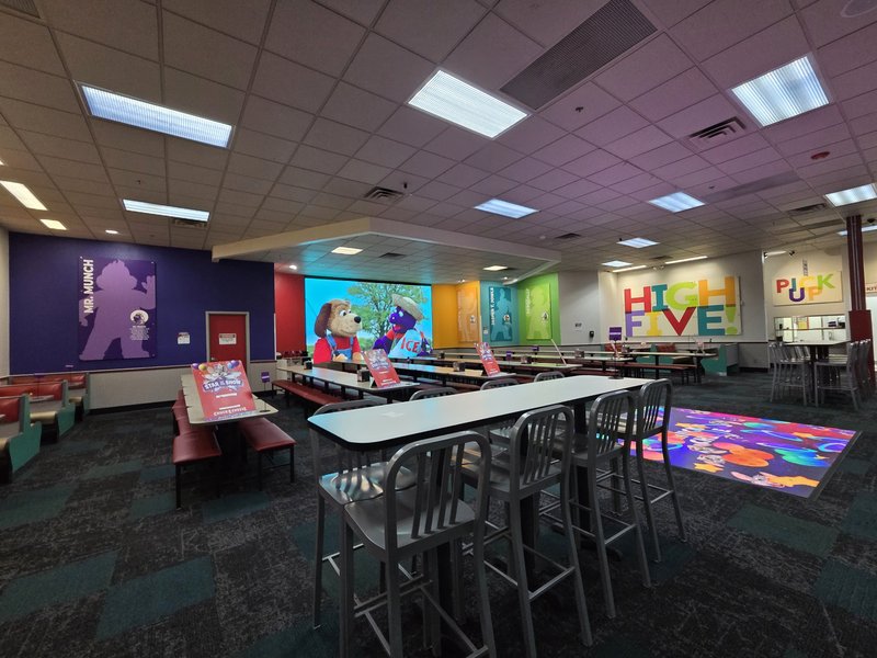 Chuck E. Cheese photo 3