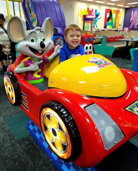Chuck E. Cheese photo 4