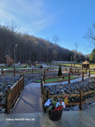 Putters Pike Mini Golf photo 2