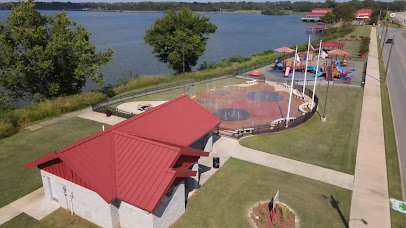 Lake Saracen Splash Park photo 2