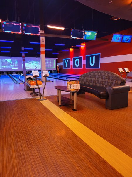 Bowlero Brooklyn Park