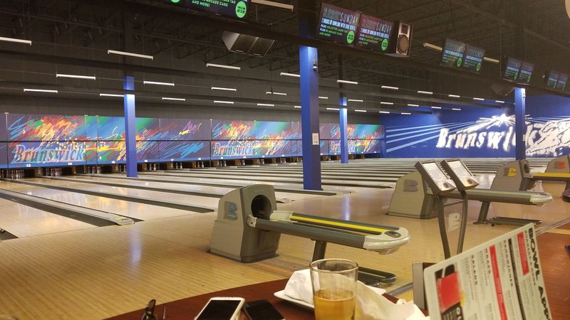 Bowlero Brooklyn Park photo 5