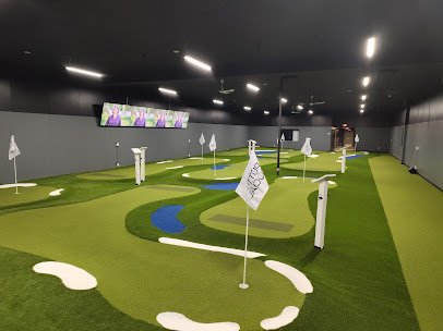 Putt Social photo 6