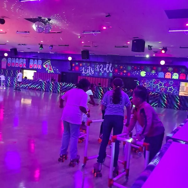 Rainbow Rink Skating & Entertainment Center photo 2