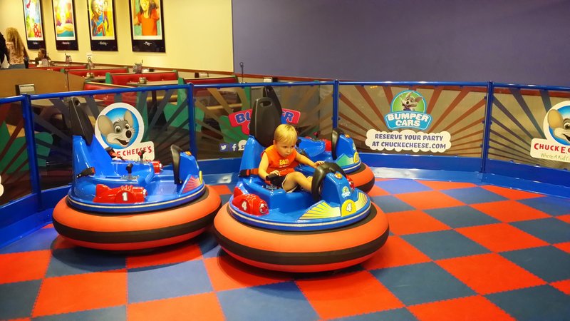 Chuck E. Cheese photo 1