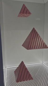 Museum of Illusions Pittsburgh photo 2