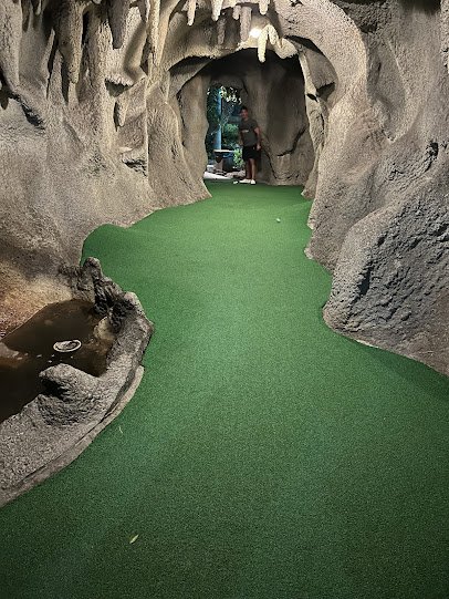Smugglers Cove Adventure Golf photo 4