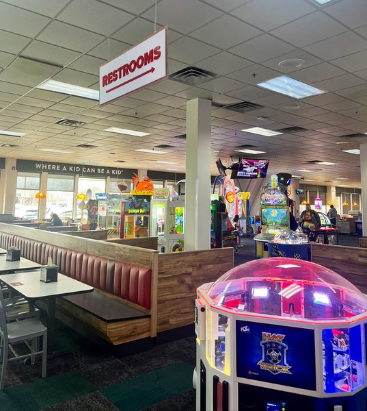 Chuck E. Cheese photo 3