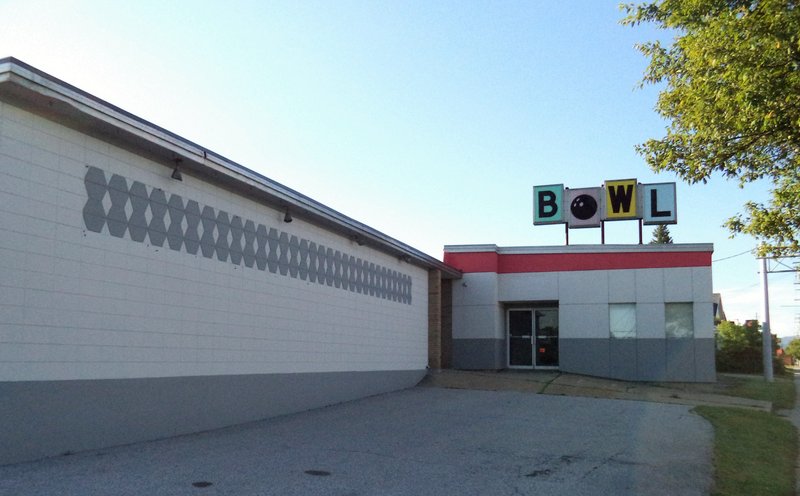 Rutland Bowlerama Inc. photo 4
