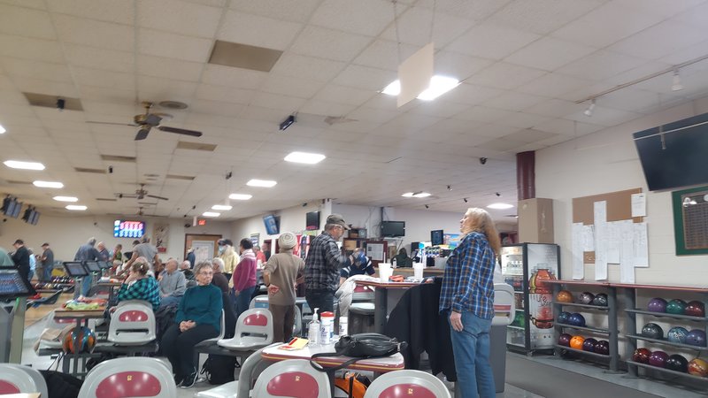 Nellie Fox Bowl & Sport Shop photo 3
