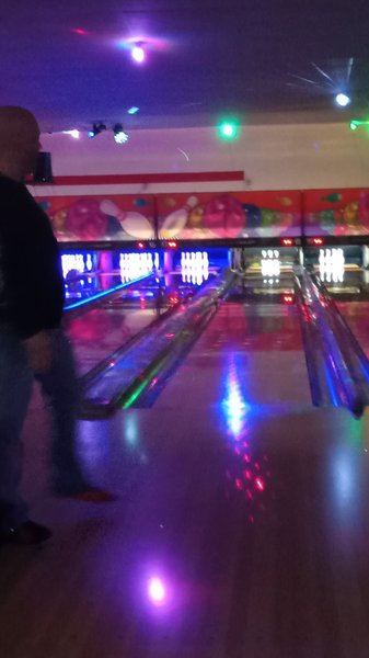 Nellie Fox Bowl & Sport Shop photo 6
