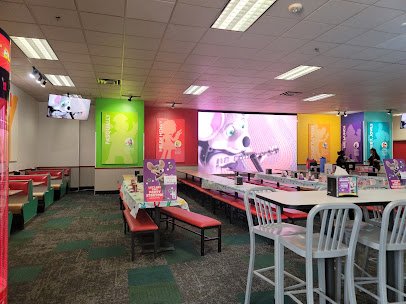 Chuck E. Cheese photo 3