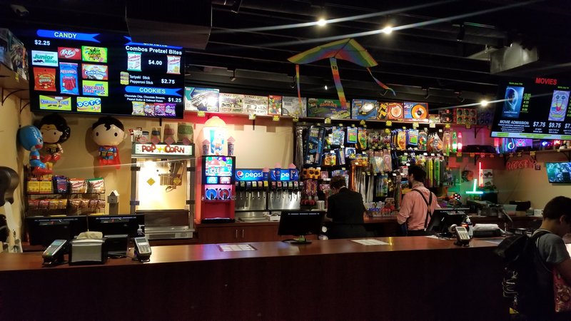 Wunderland Milwaukie Cinemas photo 5
