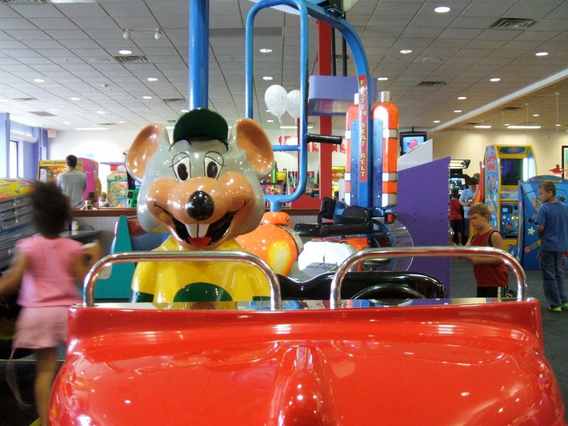 Chuck E. Cheese photo 4