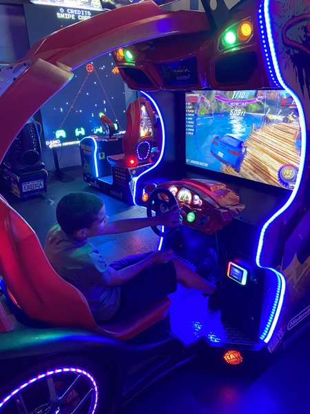 Flippers Cinema & Arcade photo 5