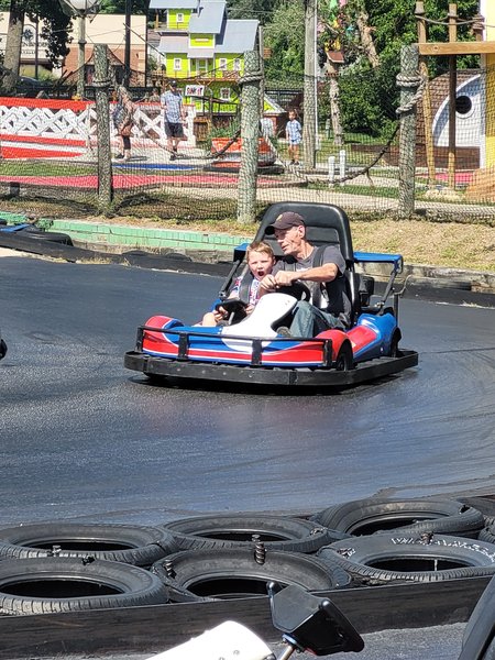 Go-kart track photo 4