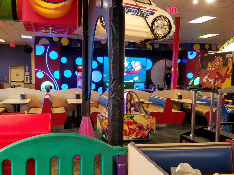 Chuck E. Cheese photo 4