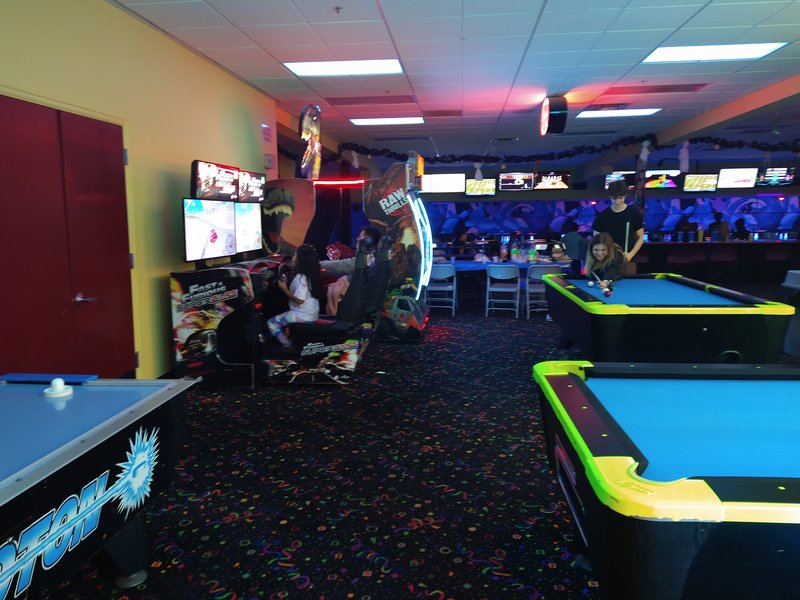 Mt Hood Lanes photo 5