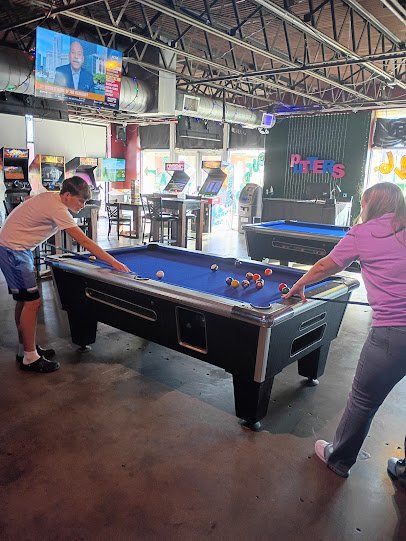 Putters: Arcade - Mini Golf - Sports Bar photo 5
