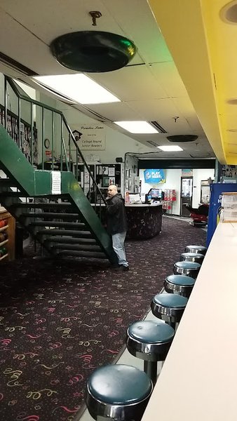 New Paradise Lanes photo 5