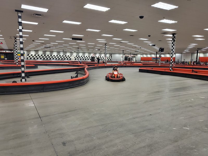Need 2 Speed photo 3