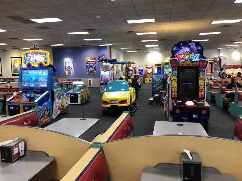 Chuck E. Cheese photo 3