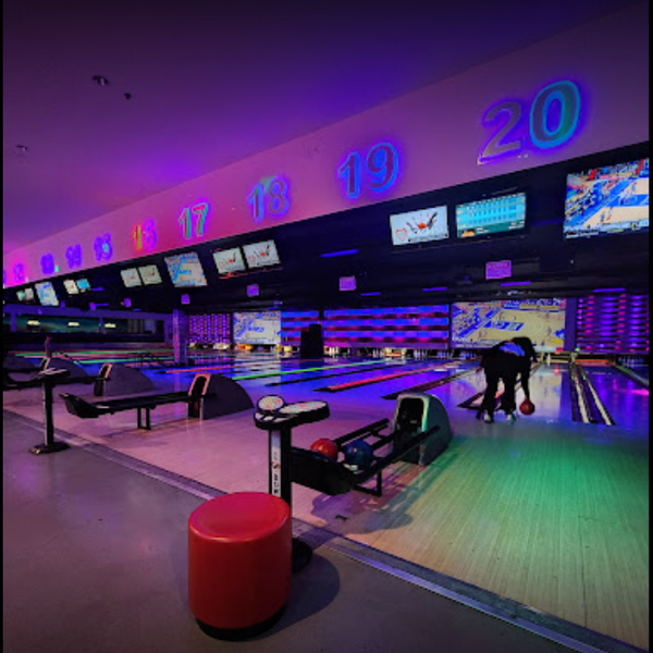 I Luv Bowling photo 1