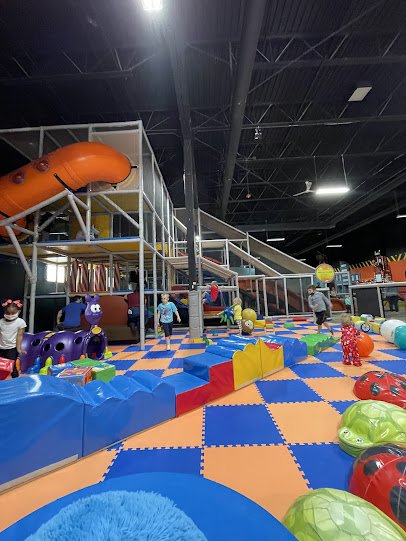 Ball Factory Playground | Party | Café photo 3