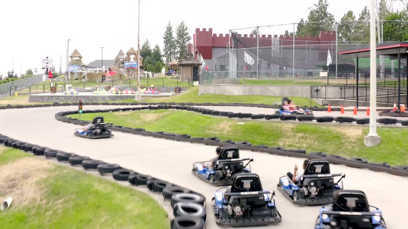 Wonderland Family Fun Center Pizza & Wings photo 2