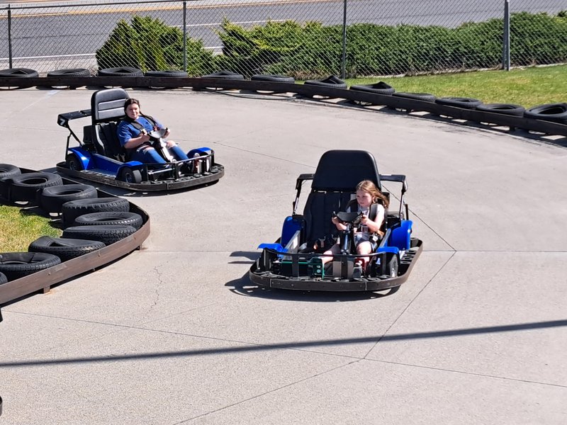 Wonderland Family Fun Center Pizza & Wings photo 3