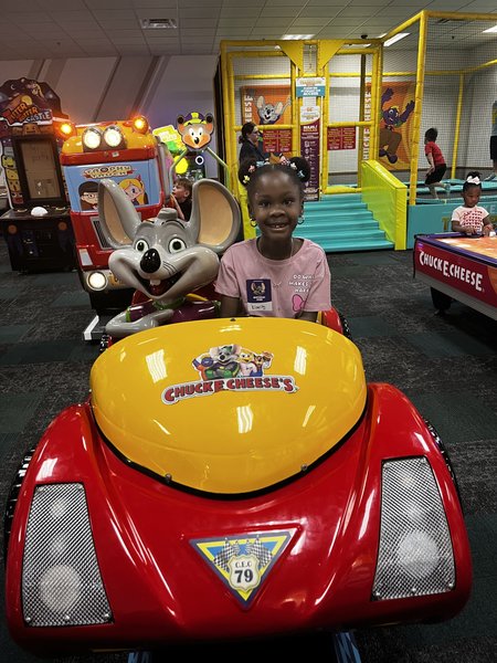 Chuck E. Cheese photo 4