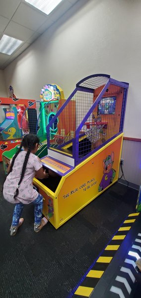 Chuck E. Cheese photo 5