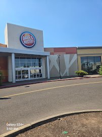 Dave & Buster's Happy Valley - Clackamas photo 6