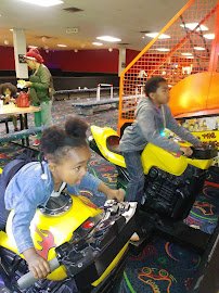 Foothill Skate Inn photo 6